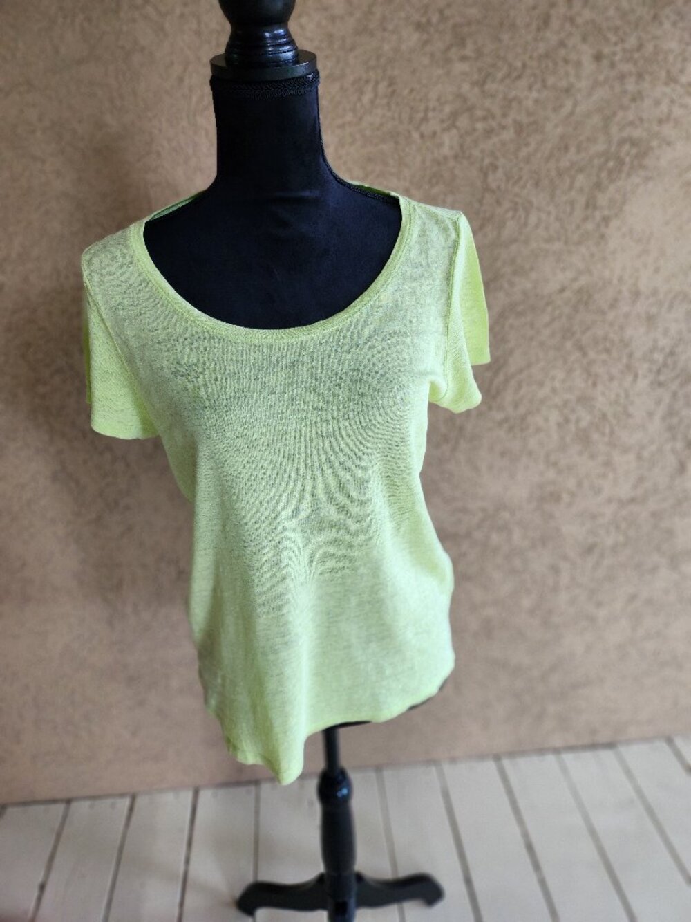 Lime Green 100% Linen Short Sleeve Quiet Luxury Summer British Capsule T-Shirt